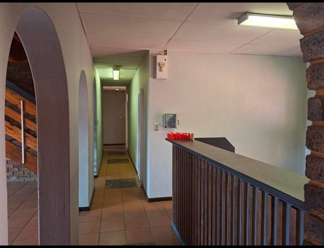 BUSINESS PROPERTY TO RENT IN DOORNKLOOF